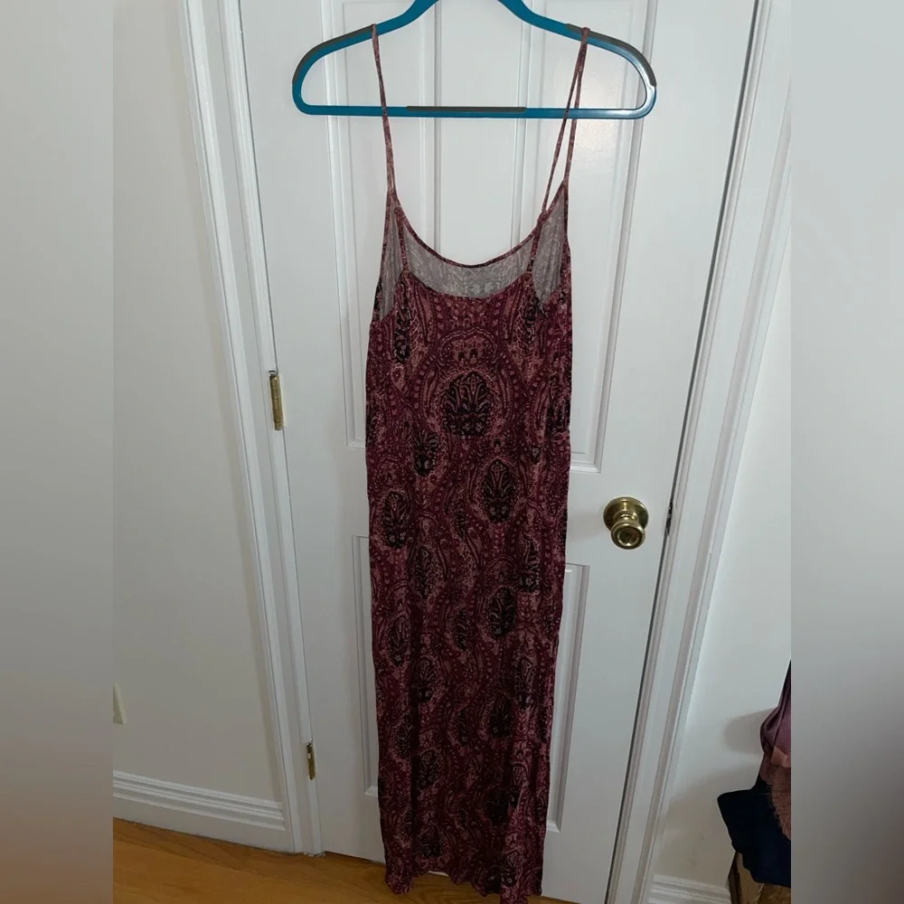 American Eagle Maroon Maxi Dress with Leg Slit (L) - Picture 3 of 3